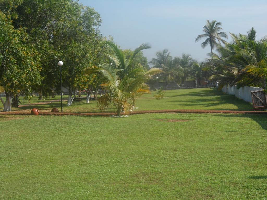 Legacy Tribe Beach Resort Prampram Kültér fotó