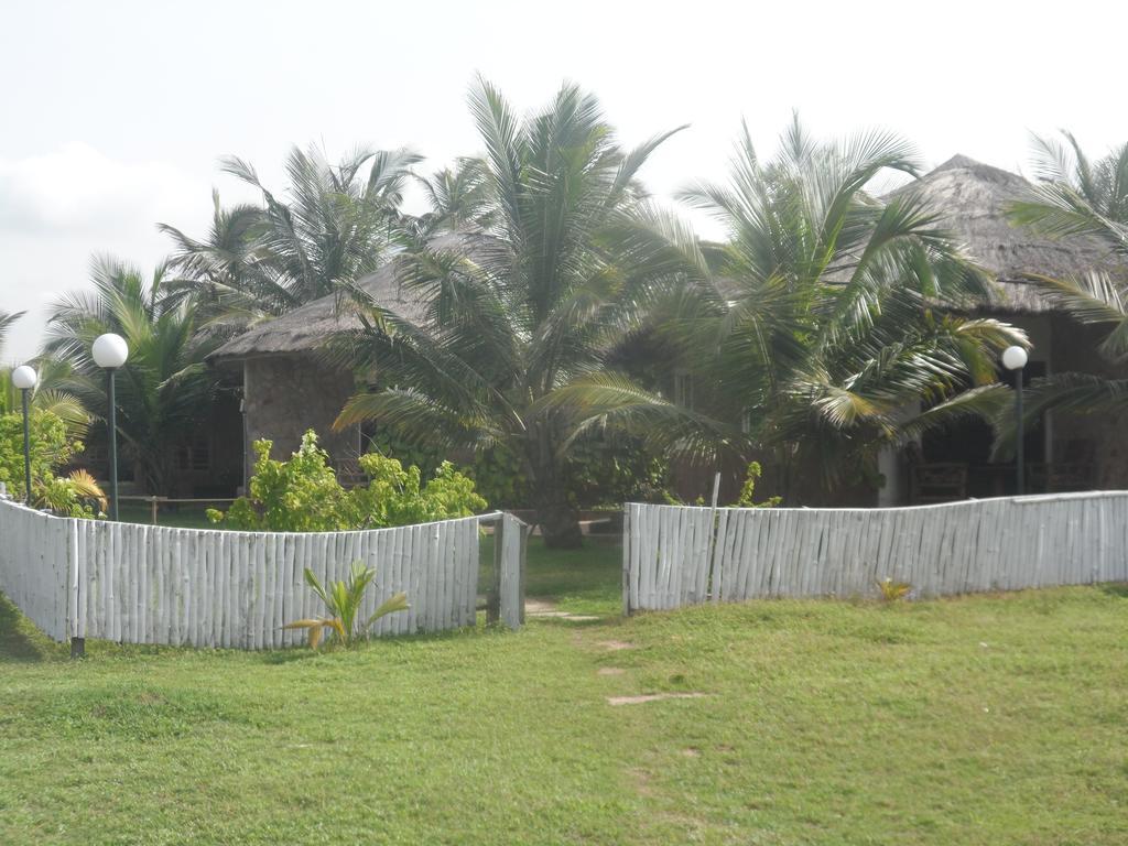 Legacy Tribe Beach Resort Prampram Kültér fotó